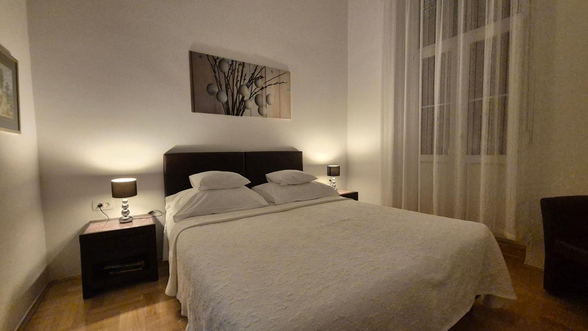 Rooms Tisa Old Town Penzión pre hostí 3*